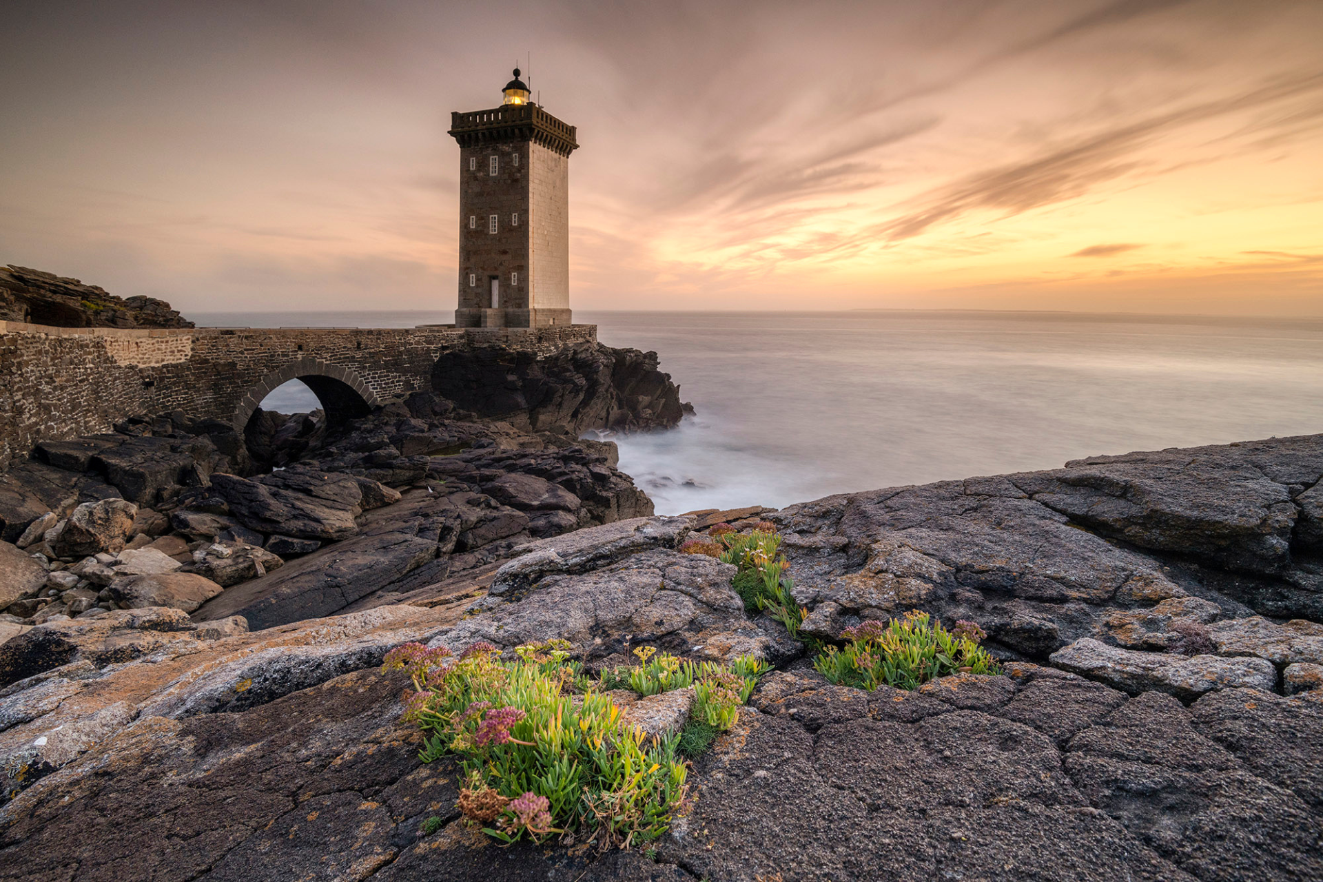 LE MONT SAINT MICHEL E I FARI DELLA BRETAGNA